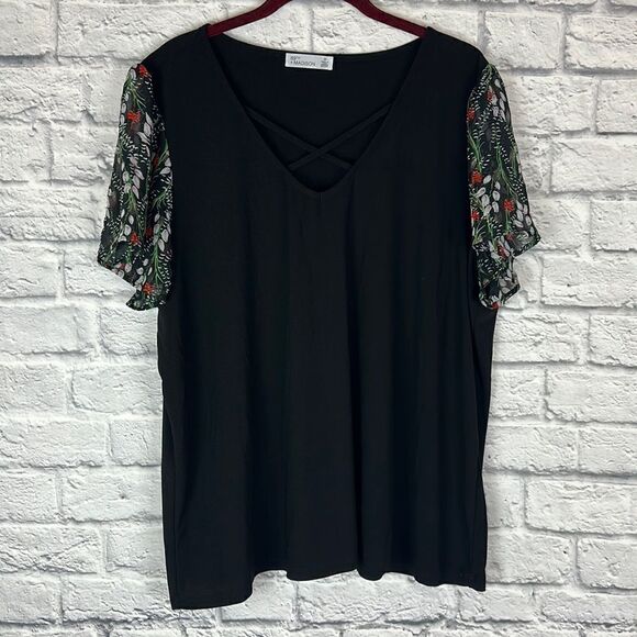 89th + Madison Black Cross V Neck Blouse with Floral Sleeves Size 2X - Picture 1 of 6